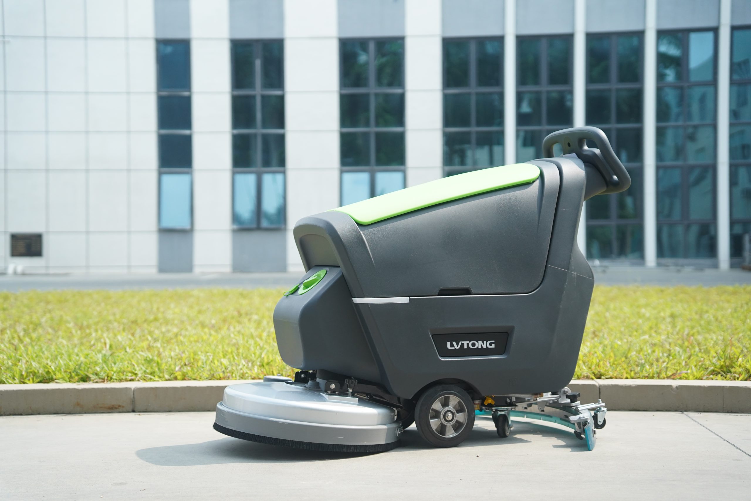 Fregadora de suelos con conductor a pie s5 – 65l - Imagen 4