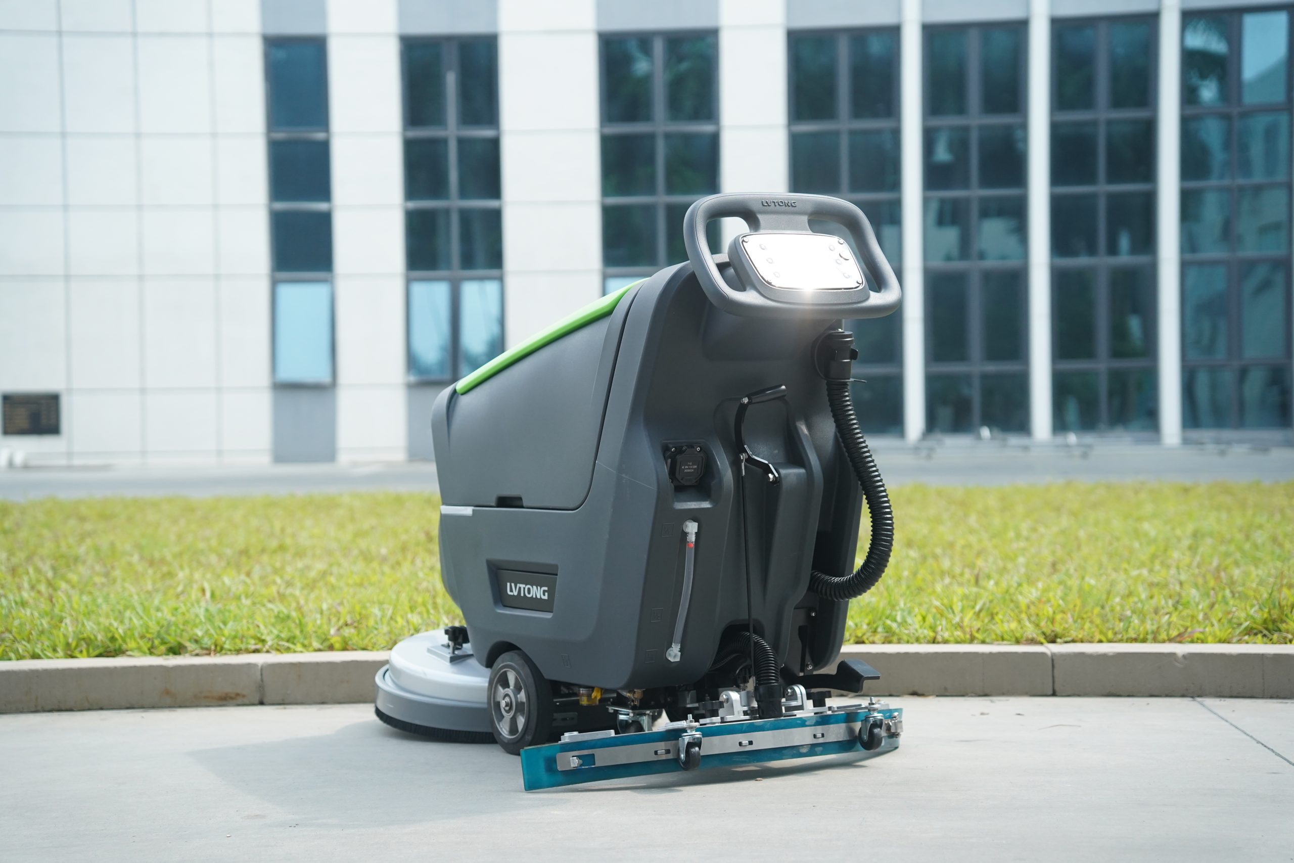 Fregadora de suelos con conductor a pie s5 – 65l - Imagen 5